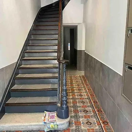 Apartment Chic Spacious 2br Few Steps From The Center *