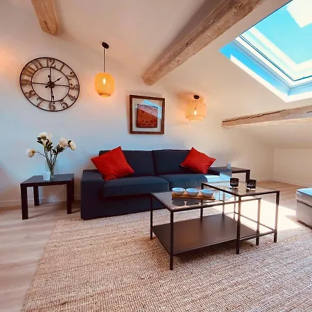 Apartment Chic Spacious 2br Few Steps From The Center Cannes